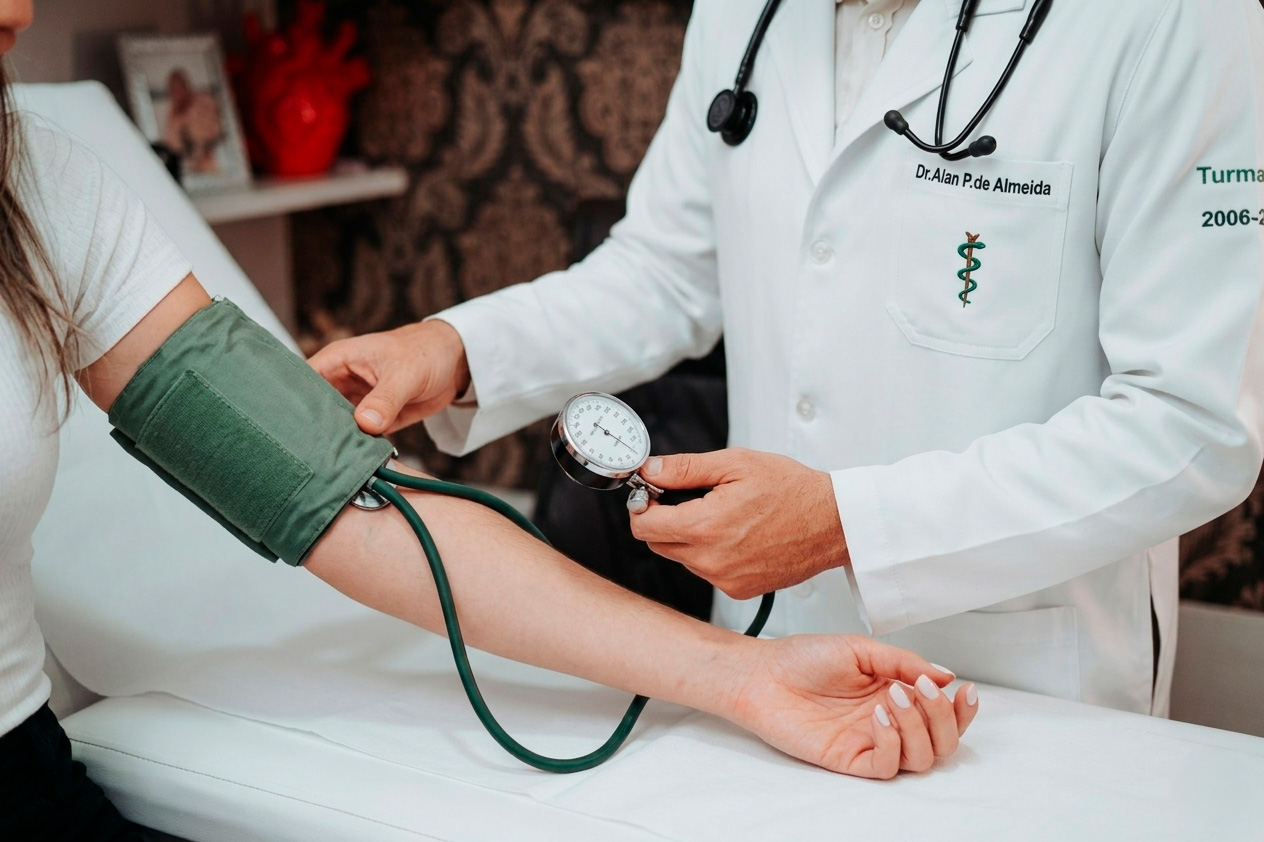 Etapa da consulta cardiológica: Exames complementares